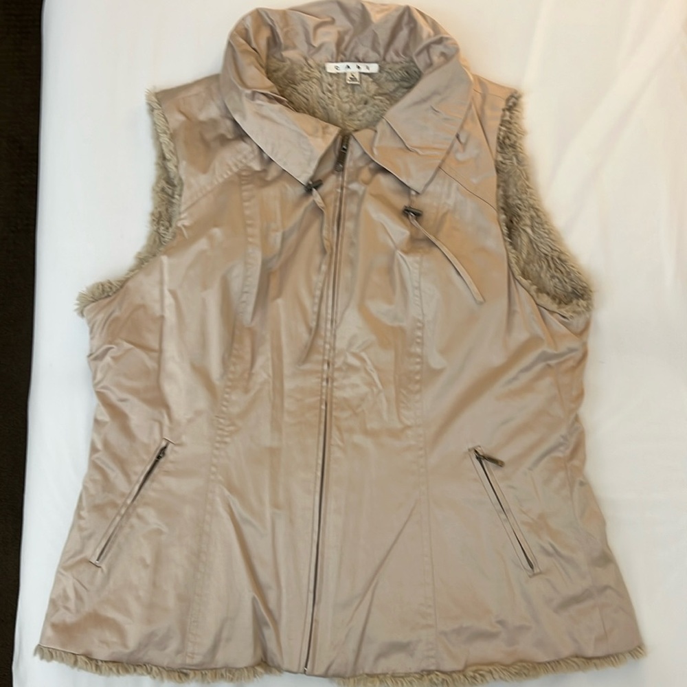 Cabi reversible vest